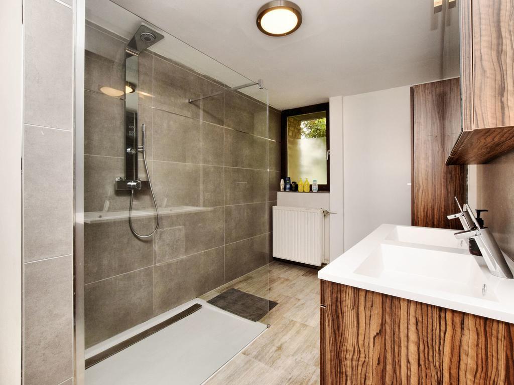 Holiday Home In Virton With Swimming Pool 外观 照片
